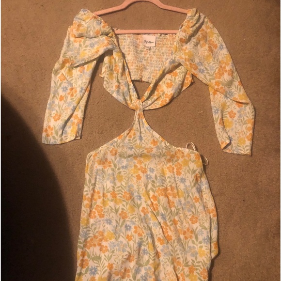 new with tags lightweight cut out on sides - Picture 1 of 1